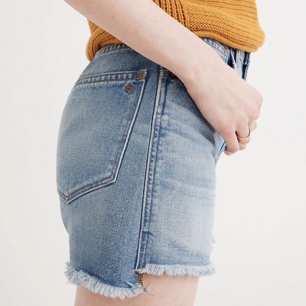 Madewell The Perfect Jean Short: Step-Hem Edition - Picture 3 of 15